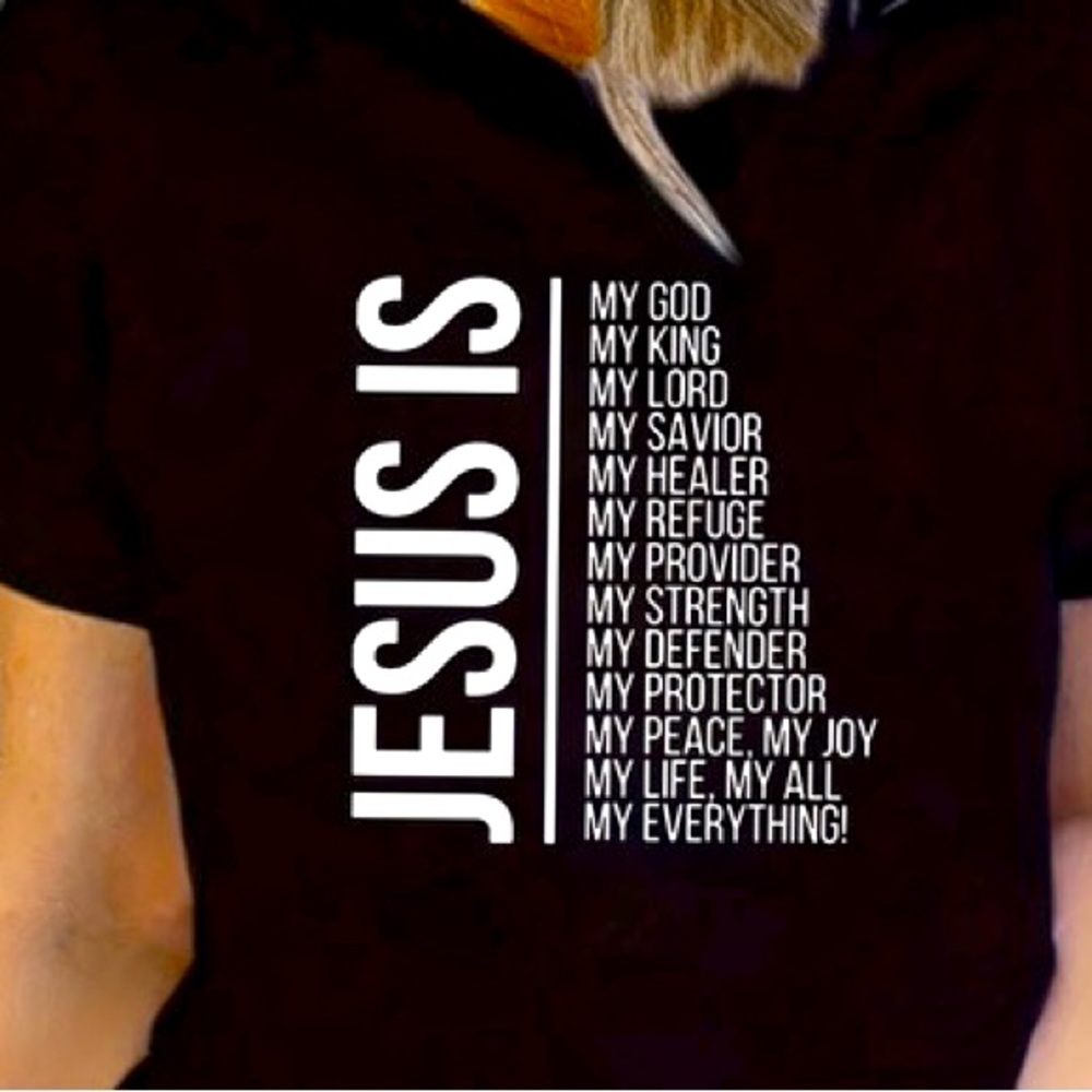 NWT Women’s Black Graphic Jesus Is Tshirt